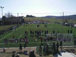 Una panoramica dall'alto del campo sportivo Manuali