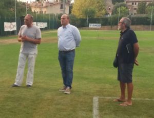 Da sinistra il vicepresidente Giampieri, il sindaco Pugnaloni e il direttore sportivo Sandro Veroli